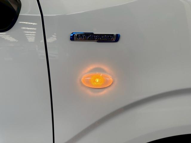 当社で整備の車両には４ヶ月の消耗品も含む【無料保証】付き☆オプションで１年または２年の延長の保証（更新可能）もご用意☆遠方のお客様でも安心♪お近くのディーラーさんにて保証修理をお受け出来ます☆