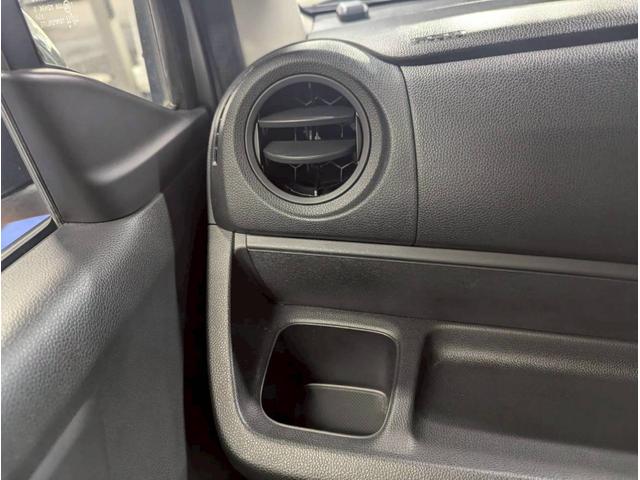 N-WGN G SSパッケージ 4WD■北海道仕入【夏冬タイヤ・7型ナビ ・BT・フルセグ・Bカメラ・ビルトインETC】CD/DVD/シートヒーター/LEDライト/ドアミラーヒーター/スマートキー/フルオートエアコン/社外アルミ/ステアリングスイッチ/6エアバッグ/TRC(24枚目)