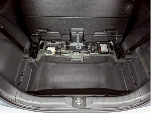 N-WGN G SSパッケージ 4WD■北海道仕入【夏冬タイヤ・7型ナビ ・BT・フルセグ・Bカメラ・ビルトインETC】CD/DVD/シートヒーター/LEDライト/ドアミラーヒーター/スマートキー/フルオートエアコン/社外アルミ/ステアリングスイッチ/6エアバッグ/TRC(37枚目)