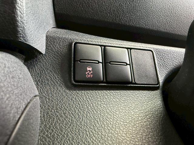 シエンタ Ｇ　４ＷＤ■山形仕入【両電動スライド・衝突軽減・社外ＳＤナビ　・禁煙・６人・シートヒーター・】車線逸脱警告／社外ＳＤナビ／Ｂカメラ／ＴＶ／ＣＤ／ＵＳＢ／オートハイビーム／プッシュスタート／ヘッドライトレベライザー／オートエアコン／電格ミラーウィンカー／横滑防止／（12枚目）