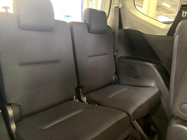 シエンタ Ｇ　４ＷＤ■山形仕入【両電動スライド・衝突軽減・社外ＳＤナビ　・禁煙・６人・シートヒーター・】車線逸脱警告／社外ＳＤナビ／Ｂカメラ／ＴＶ／ＣＤ／ＵＳＢ／オートハイビーム／プッシュスタート／ヘッドライトレベライザー／オートエアコン／電格ミラーウィンカー／横滑防止／（32枚目）