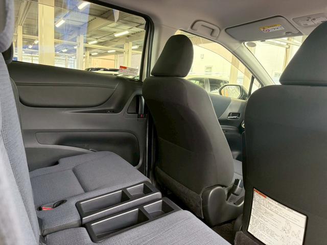 シエンタ Ｇ　４ＷＤ■山形仕入【両電動スライド・衝突軽減・社外ＳＤナビ　・禁煙・６人・シートヒーター・】車線逸脱警告／社外ＳＤナビ／Ｂカメラ／ＴＶ／ＣＤ／ＵＳＢ／オートハイビーム／プッシュスタート／ヘッドライトレベライザー／オートエアコン／電格ミラーウィンカー／横滑防止／（35枚目）