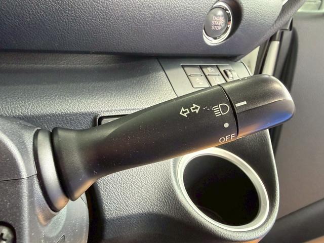 シエンタ Ｇ　４ＷＤ■山形仕入【両電動スライド・衝突軽減・社外ＳＤナビ　・禁煙・６人・シートヒーター・】車線逸脱警告／社外ＳＤナビ／Ｂカメラ／ＴＶ／ＣＤ／ＵＳＢ／オートハイビーム／プッシュスタート／ヘッドライトレベライザー／オートエアコン／電格ミラーウィンカー／横滑防止／（48枚目）