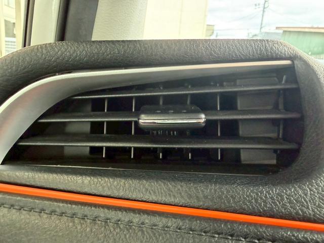 シエンタ Ｇ　４ＷＤ■山形仕入【両電動スライド・衝突軽減・社外ＳＤナビ　・禁煙・６人・シートヒーター・】車線逸脱警告／社外ＳＤナビ／Ｂカメラ／ＴＶ／ＣＤ／ＵＳＢ／オートハイビーム／プッシュスタート／ヘッドライトレベライザー／オートエアコン／電格ミラーウィンカー／横滑防止／（56枚目）