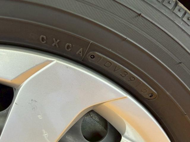 シエンタ Ｇ　４ＷＤ■山形仕入【両電動スライド・衝突軽減・社外ＳＤナビ　・禁煙・６人・シートヒーター・】車線逸脱警告／社外ＳＤナビ／Ｂカメラ／ＴＶ／ＣＤ／ＵＳＢ／オートハイビーム／プッシュスタート／ヘッドライトレベライザー／オートエアコン／電格ミラーウィンカー／横滑防止／（60枚目）