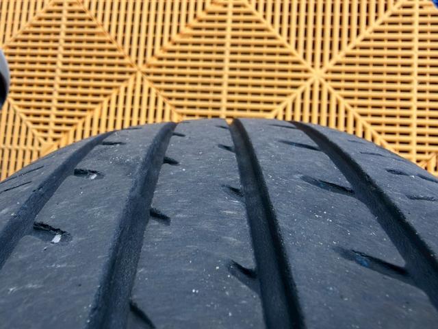 シエンタ Ｇ　４ＷＤ■山形仕入【両電動スライド・衝突軽減・社外ＳＤナビ　・禁煙・６人・シートヒーター・】車線逸脱警告／社外ＳＤナビ／Ｂカメラ／ＴＶ／ＣＤ／ＵＳＢ／オートハイビーム／プッシュスタート／ヘッドライトレベライザー／オートエアコン／電格ミラーウィンカー／横滑防止／（62枚目）