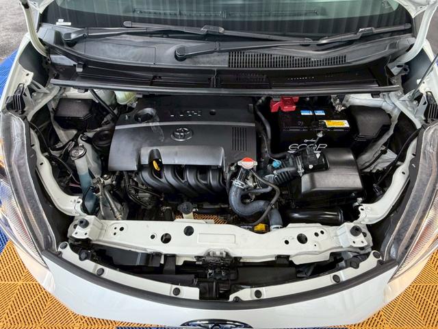 シエンタ Ｇ　４ＷＤ■山形仕入【両電動スライド・衝突軽減・社外ＳＤナビ　・禁煙・６人・シートヒーター・】車線逸脱警告／社外ＳＤナビ／Ｂカメラ／ＴＶ／ＣＤ／ＵＳＢ／オートハイビーム／プッシュスタート／ヘッドライトレベライザー／オートエアコン／電格ミラーウィンカー／横滑防止／（69枚目）