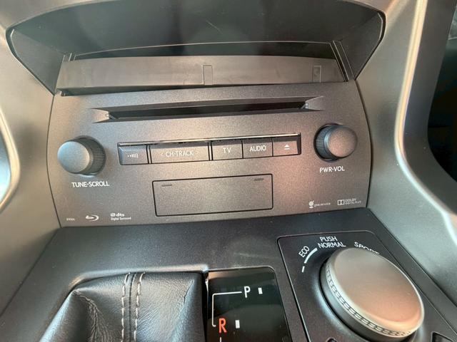 NX NX300h アーバンスタイル 4WD■愛知仕入【特別使用車 ・禁煙・純正7型ナビ】横滑防止/DVD/BT/12セグ/ETC2.0/Bカメラ/オートライト/LED/電動シート&ヒーター/追従クルコン/電動リアゲート/ドアミラーヒーター/パドルシフト(51枚目)