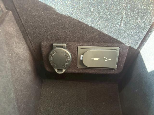 NX NX300h アーバンスタイル 4WD■愛知仕入【特別使用車 ・禁煙・純正7型ナビ】横滑防止/DVD/BT/12セグ/ETC2.0/Bカメラ/オートライト/LED/電動シート&ヒーター/追従クルコン/電動リアゲート/ドアミラーヒーター/パドルシフト(54枚目)