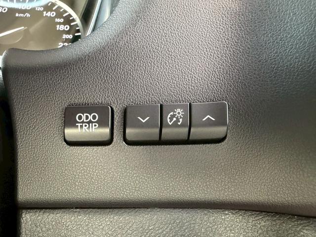 NX NX300h アーバンスタイル 4WD■愛知仕入【特別使用車 ・禁煙・純正7型ナビ】横滑防止/DVD/BT/12セグ/ETC2.0/Bカメラ/オートライト/LED/電動シート&ヒーター/追従クルコン/電動リアゲート/ドアミラーヒーター/パドルシフト(63枚目)