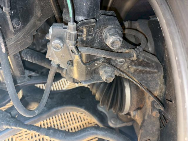 NX NX300h アーバンスタイル 4WD■愛知仕入【特別使用車 ・禁煙・純正7型ナビ】横滑防止/DVD/BT/12セグ/ETC2.0/Bカメラ/オートライト/LED/電動シート&ヒーター/追従クルコン/電動リアゲート/ドアミラーヒーター/パドルシフト(73枚目)