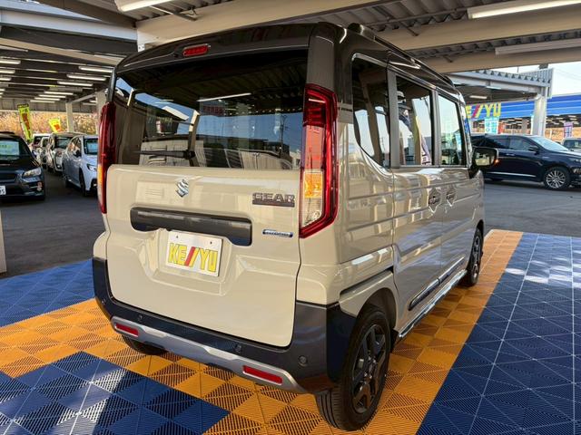 スペーシアギア ハイブリッドXZターボ4WD■届出済未使用【ガンメタルーフ・ 純正9型ナビ・全方位・両電動スライド・衝突軽減・本革巻ステアノブ・シートヒーター・ルーフレール・追従クルコン・禁煙】リアサーキュレーター/オットマン/パワーモード/パドルシフト/BT/TV/保証書(22枚目)