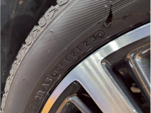 当社の展示車は全車両に”社団法人自動車公正取引協議会”の車両状態説明書を掲示しております。修復歴の有無は勿論、ドア等の外板の交換歴の有無までも表示☆公的機関「（財）日本自動車査定協会」の基準を採用。