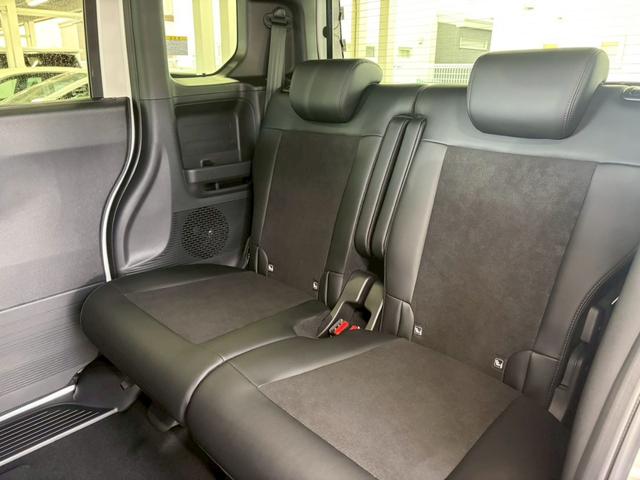 N-BOXカスタム ターボ 4WD■届出済未使用【純正8型ナビ・フルセグ・BT ・バックカメラ】純正15インチアルミ/LEDオートライト/ハーフレザーシートヒーター/ソナー/衝突軽減ブレーキ/レーンアシスト/追従クルコン/パドルシフト/両パワスラ/ドアミラーヒーター/6AB(19枚目)