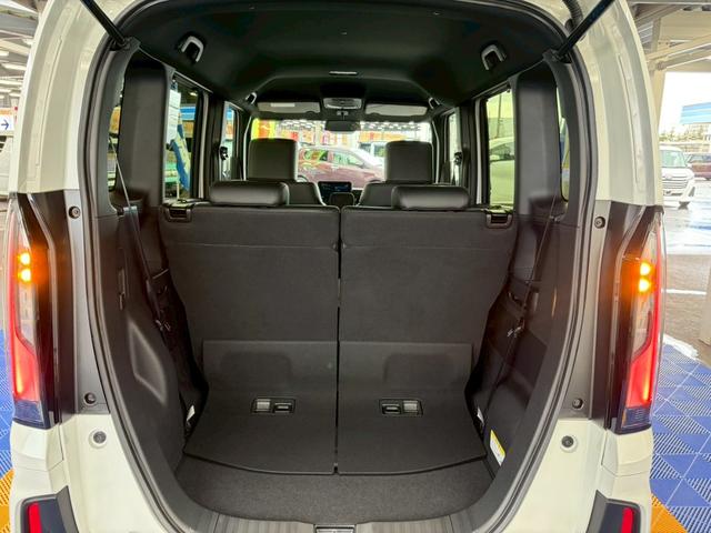 N-BOXカスタム ターボ 4WD■届出済未使用【純正8型ナビ・フルセグ・BT ・バックカメラ】純正15インチアルミ/LEDオートライト/ハーフレザーシートヒーター/ソナー/衝突軽減ブレーキ/レーンアシスト/追従クルコン/パドルシフト/両パワスラ/ドアミラーヒーター/6AB(20枚目)