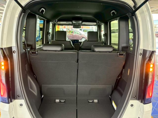 N-BOXカスタム ターボ 4WD■届出済未使用【純正8型ナビ・フルセグ・BT ・バックカメラ】純正15インチアルミ/LEDオートライト/ハーフレザーシートヒーター/ソナー/衝突軽減ブレーキ/レーンアシスト/追従クルコン/パドルシフト/両パワスラ/ドアミラーヒーター/6AB(22枚目)