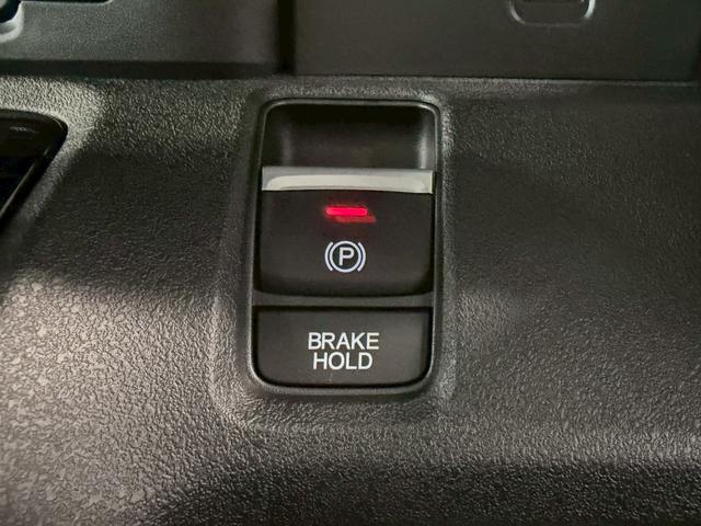 N-BOXカスタム ターボ 4WD■届出済未使用【純正8型ナビ・フルセグ・BT ・バックカメラ】純正15インチアルミ/LEDオートライト/ハーフレザーシートヒーター/ソナー/衝突軽減ブレーキ/レーンアシスト/追従クルコン/パドルシフト/両パワスラ/ドアミラーヒーター/6AB(38枚目)