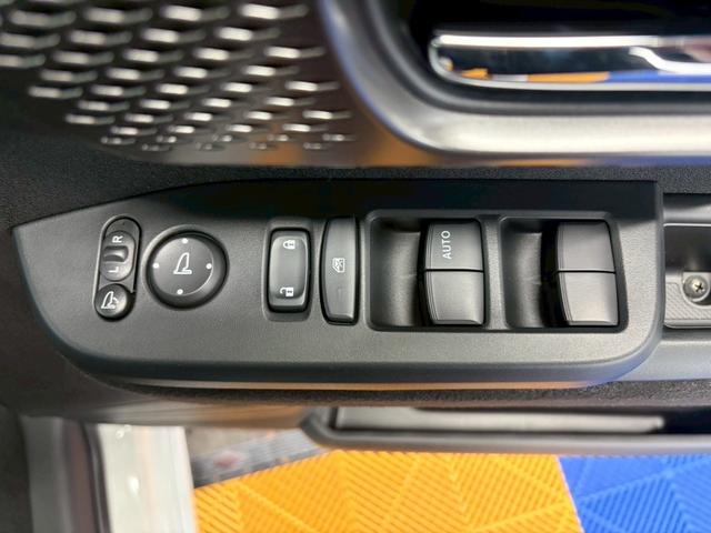 N-BOXカスタム ターボ 4WD■届出済未使用【純正8型ナビ・フルセグ・BT ・バックカメラ】純正15インチアルミ/LEDオートライト/ハーフレザーシートヒーター/ソナー/衝突軽減ブレーキ/レーンアシスト/追従クルコン/パドルシフト/両パワスラ/ドアミラーヒーター/6AB(56枚目)