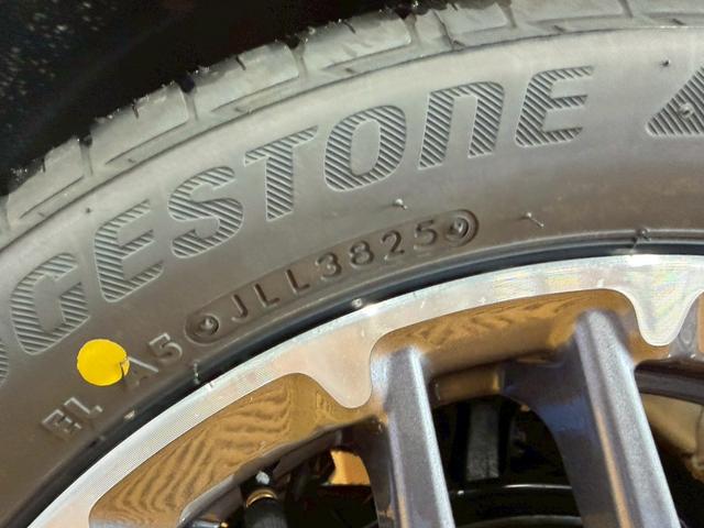 N-BOXカスタム ターボ 4WD■届出済未使用【純正8型ナビ・フルセグ・BT ・バックカメラ】純正15インチアルミ/LEDオートライト/ハーフレザーシートヒーター/ソナー/衝突軽減ブレーキ/レーンアシスト/追従クルコン/パドルシフト/両パワスラ/ドアミラーヒーター/6AB(60枚目)