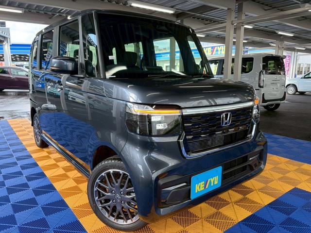 Ｎ－ＢＯＸカスタム ターボ４ＷＤ　■届出済未使用【純正８型ナビ・両電動スライド・　衝突軽減・追従クルコン・ヒーター付きハーフレザーシート】車線逸脱警報／Ｂカメラ／フルセグＴＶ／ＢＴ／純正１５ＡＷ／ＬＥＤオートライト／ソナー／フォグ／ブレーキホールド／ヘッドライトレベライザー／保証書（12枚目）