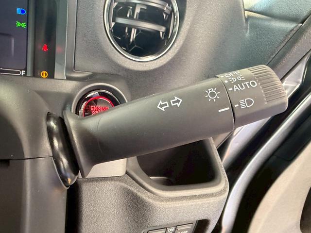 Ｎ－ＢＯＸカスタム ターボ４ＷＤ　■届出済未使用【純正８型ナビ・両電動スライド・　衝突軽減・追従クルコン・ヒーター付きハーフレザーシート】車線逸脱警報／Ｂカメラ／フルセグＴＶ／ＢＴ／純正１５ＡＷ／ＬＥＤオートライト／ソナー／フォグ／ブレーキホールド／ヘッドライトレベライザー／保証書（23枚目）