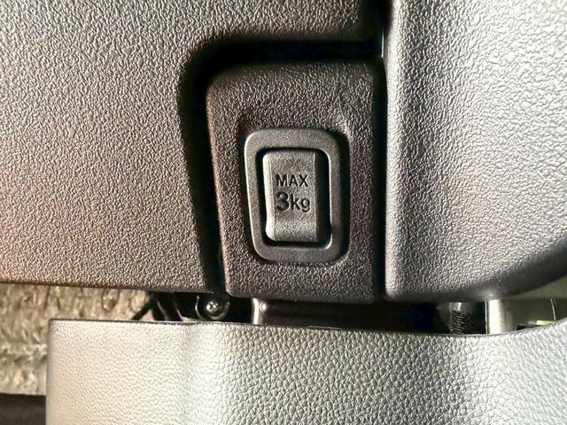 Ｎ－ＢＯＸカスタム ターボ４ＷＤ　■届出済未使用【純正８型ナビ・両電動スライド・　衝突軽減・追従クルコン・ヒーター付きハーフレザーシート】車線逸脱警報／Ｂカメラ／フルセグＴＶ／ＢＴ／純正１５ＡＷ／ＬＥＤオートライト／ソナー／フォグ／ブレーキホールド／ヘッドライトレベライザー／保証書（27枚目）