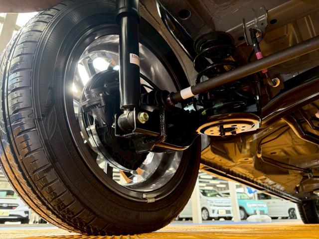 Ｎ－ＢＯＸカスタム ターボ４ＷＤ　■届出済未使用【純正８型ナビ・両電動スライド・　衝突軽減・追従クルコン・ヒーター付きハーフレザーシート】車線逸脱警報／Ｂカメラ／フルセグＴＶ／ＢＴ／純正１５ＡＷ／ＬＥＤオートライト／ソナー／フォグ／ブレーキホールド／ヘッドライトレベライザー／保証書（45枚目）