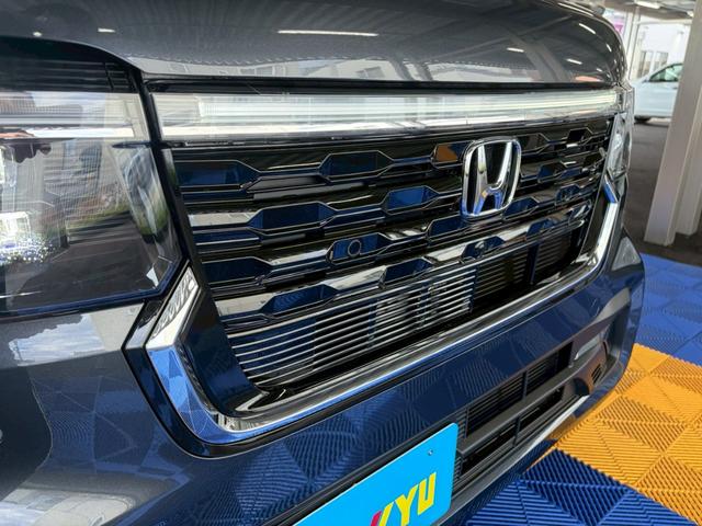 Ｎ－ＢＯＸカスタム ターボ４ＷＤ　■届出済未使用【純正８型ナビ・両電動スライド・　衝突軽減・追従クルコン・ヒーター付きハーフレザーシート】車線逸脱警報／Ｂカメラ／フルセグＴＶ／ＢＴ／純正１５ＡＷ／ＬＥＤオートライト／ソナー／フォグ／ブレーキホールド／ヘッドライトレベライザー／保証書（58枚目）