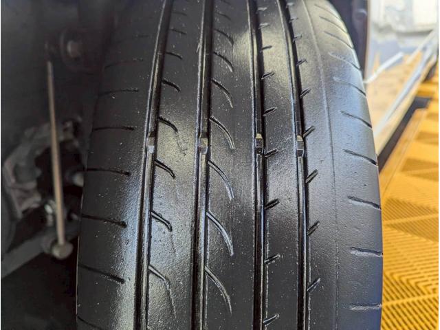 アルファードハイブリッド エグゼクティブラウンジ　４ＷＤ■大阪仕入【禁煙・メーカーＯＰ　１０．５型ナビ・サンルーフ・モデリスタ・ＪＢＬサウンドシステム・フルセグ・ＢＴ・ＵＳＢ・全方位カメラ】電動レザーシートヒーター／ＬＥＤオートハイビーム／ステアヒーター／ソナー／クルコン／電動リアドア（24枚目）