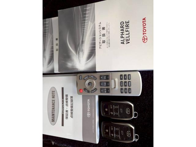 アルファードハイブリッド エグゼクティブラウンジ　４ＷＤ■大阪仕入【禁煙・メーカーＯＰ　１０．５型ナビ・サンルーフ・モデリスタ・ＪＢＬサウンドシステム・フルセグ・ＢＴ・ＵＳＢ・全方位カメラ】電動レザーシートヒーター／ＬＥＤオートハイビーム／ステアヒーター／ソナー／クルコン／電動リアドア（30枚目）