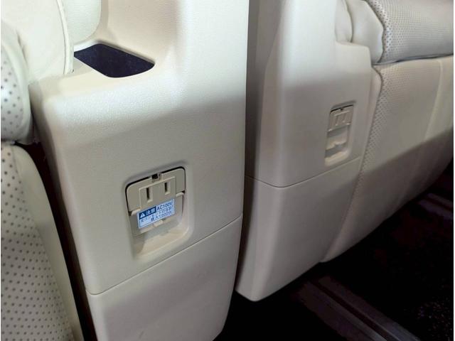 アルファードハイブリッド エグゼクティブラウンジ　４ＷＤ■大阪仕入【禁煙・メーカーＯＰ　１０．５型ナビ・サンルーフ・モデリスタ・ＪＢＬサウンドシステム・フルセグ・ＢＴ・ＵＳＢ・全方位カメラ】電動レザーシートヒーター／ＬＥＤオートハイビーム／ステアヒーター／ソナー／クルコン／電動リアドア（31枚目）