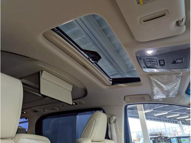 アルファードハイブリッド エグゼクティブラウンジ　４ＷＤ■大阪仕入【禁煙・メーカーＯＰ　１０．５型ナビ・サンルーフ・モデリスタ・ＪＢＬサウンドシステム・フルセグ・ＢＴ・ＵＳＢ・全方位カメラ】電動レザーシートヒーター／ＬＥＤオートハイビーム／ステアヒーター／ソナー／クルコン／電動リアドア（33枚目）