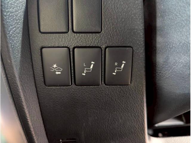 アルファードハイブリッド エグゼクティブラウンジ　４ＷＤ■大阪仕入【禁煙・メーカーＯＰ　１０．５型ナビ・サンルーフ・モデリスタ・ＪＢＬサウンドシステム・フルセグ・ＢＴ・ＵＳＢ・全方位カメラ】電動レザーシートヒーター／ＬＥＤオートハイビーム／ステアヒーター／ソナー／クルコン／電動リアドア（40枚目）