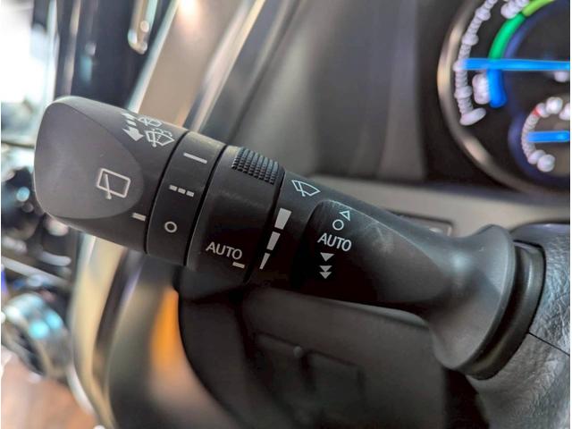 アルファードハイブリッド エグゼクティブラウンジ　４ＷＤ■大阪仕入【禁煙・メーカーＯＰ　１０．５型ナビ・サンルーフ・モデリスタ・ＪＢＬサウンドシステム・フルセグ・ＢＴ・ＵＳＢ・全方位カメラ】電動レザーシートヒーター／ＬＥＤオートハイビーム／ステアヒーター／ソナー／クルコン／電動リアドア（41枚目）