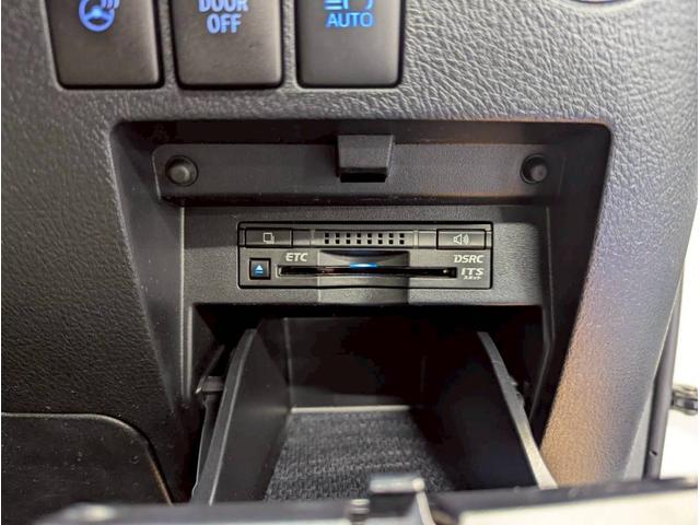 アルファードハイブリッド エグゼクティブラウンジ　４ＷＤ■大阪仕入【禁煙・メーカーＯＰ　１０．５型ナビ・サンルーフ・モデリスタ・ＪＢＬサウンドシステム・フルセグ・ＢＴ・ＵＳＢ・全方位カメラ】電動レザーシートヒーター／ＬＥＤオートハイビーム／ステアヒーター／ソナー／クルコン／電動リアドア（42枚目）
