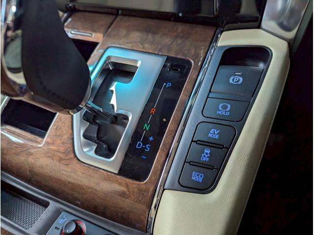 アルファードハイブリッド エグゼクティブラウンジ　４ＷＤ■大阪仕入【禁煙・メーカーＯＰ　１０．５型ナビ・サンルーフ・モデリスタ・ＪＢＬサウンドシステム・フルセグ・ＢＴ・ＵＳＢ・全方位カメラ】電動レザーシートヒーター／ＬＥＤオートハイビーム／ステアヒーター／ソナー／クルコン／電動リアドア（45枚目）
