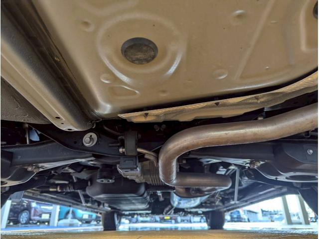 アルファードハイブリッド エグゼクティブラウンジ　４ＷＤ■大阪仕入【禁煙・メーカーＯＰ　１０．５型ナビ・サンルーフ・モデリスタ・ＪＢＬサウンドシステム・フルセグ・ＢＴ・ＵＳＢ・全方位カメラ】電動レザーシートヒーター／ＬＥＤオートハイビーム／ステアヒーター／ソナー／クルコン／電動リアドア（47枚目）