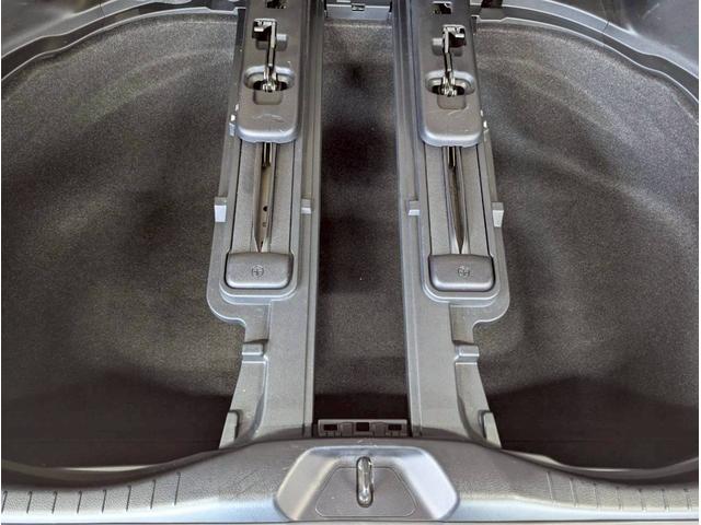 アルファードハイブリッド エグゼクティブラウンジ　４ＷＤ■大阪仕入【禁煙・メーカーＯＰ　１０．５型ナビ・サンルーフ・モデリスタ・ＪＢＬサウンドシステム・フルセグ・ＢＴ・ＵＳＢ・全方位カメラ】電動レザーシートヒーター／ＬＥＤオートハイビーム／ステアヒーター／ソナー／クルコン／電動リアドア（49枚目）