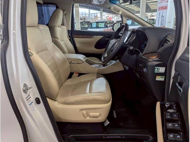 アルファードハイブリッド エグゼクティブラウンジ　４ＷＤ■大阪仕入【禁煙・メーカーＯＰ　１０．５型ナビ・サンルーフ・モデリスタ・ＪＢＬサウンドシステム・フルセグ・ＢＴ・ＵＳＢ・全方位カメラ】電動レザーシートヒーター／ＬＥＤオートハイビーム／ステアヒーター／ソナー／クルコン／電動リアドア（59枚目）