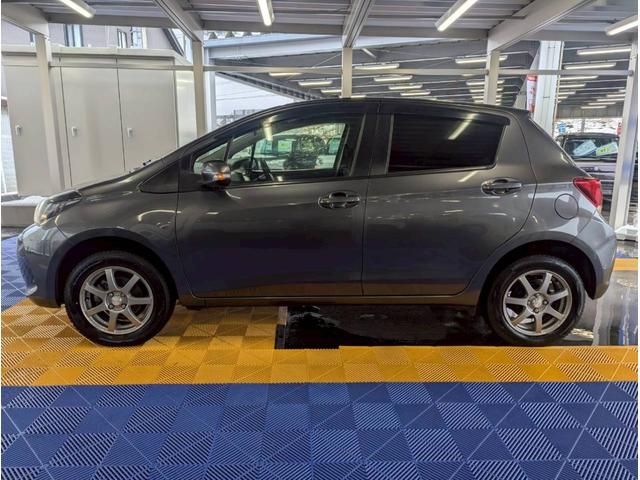 ヴィッツ F 4WD■当店下取直販車【禁煙・1オーナー・7型ナビ】 横滑り防止/CD/DVD/CD録音/Bカメラ/エンスタ/電格ミラー/キーレスエントリー/ドラレコ(26枚目)