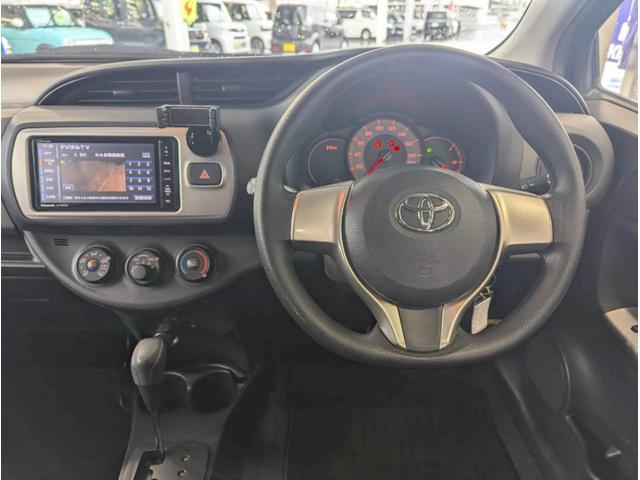 ヴィッツ F 4WD■当店下取直販車【禁煙・1オーナー・7型ナビ】 横滑り防止/CD/DVD/CD録音/Bカメラ/エンスタ/電格ミラー/キーレスエントリー/ドラレコ(45枚目)