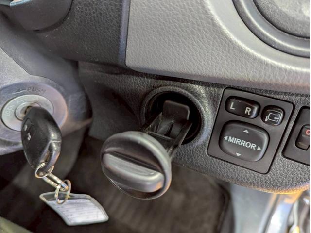 ヴィッツ F 4WD■当店下取直販車【禁煙・1オーナー・7型ナビ】 横滑り防止/CD/DVD/CD録音/Bカメラ/エンスタ/電格ミラー/キーレスエントリー/ドラレコ(47枚目)