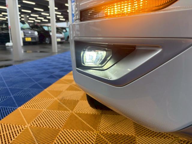 デリカD:5 P 4WD■禁煙【100V電源・全方位カメラ・両電動スライド ・8人・ディーゼルターボ・追従クルコン・衝突軽減・電動シート・電動リアゲート】車線逸脱警告/社外SDナビ/DVD/BT/TV/ETC/LEDオートライト/ステア&シートヒーター/ブレーキホールド/(30枚目)