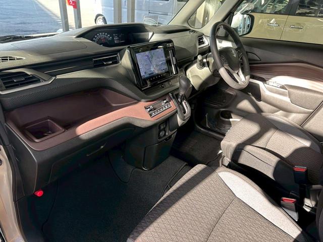 ソリオバンディット ハイブリッドＭＶ　４ＷＤ■北海道仕入【純正９インチナビ・禁煙　車・衝突軽減・全方位カメラ・ＢＴ・前後ドラレコ・両側電動スライドドア】ＥＴＣ／ＨＵＤ／ＬＥＤ／ドアミラーヒーター／シートヒーター／コーナーセンサー／追従クルコン／スマートキー／レンタカーアップ／保証書（50枚目）