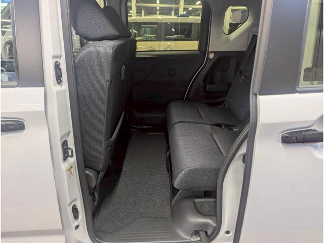 �i�r�E�d�s�b�E�o�b�N�J�����E�G���W���X�^�[�^�[�E��ȃ��j�^�[�E�h���C�u���R�[�_�[�Ƃ������d���i��^�C���E�A���~�z�C�[���Ȃǂ̃I�v�V�����i�����[�ԑO�ɂ���t�������܂��I