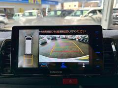 �ڥ��饦��ɥӥ塼��˥����ۥ���ޤ򿿾夫�鸫�������Ƥ��뤫�Τ褦�ʱ����ˤ�äơ��ָ�����������֤ʤɤ���ֻ��ˡ����֤���ְ��֤δط���Ҥ��ܤǳ�ǧ�Ǥ������ࡼ������֤򥵥ݡ��Ȥ��ޤ��� 3