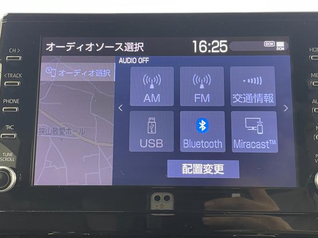 カローラツーリング ハイブリッド　ダブルバイビー　純正ナビ　バックカメラ　前後ドライブレコーダー　ビルトインＥＴＣ　シートヒーター　ステアリングヒーター　オートマティックハイビーム　レーダークルーズコントロール　衝突軽減システム　ブレードホールド（8枚目）
