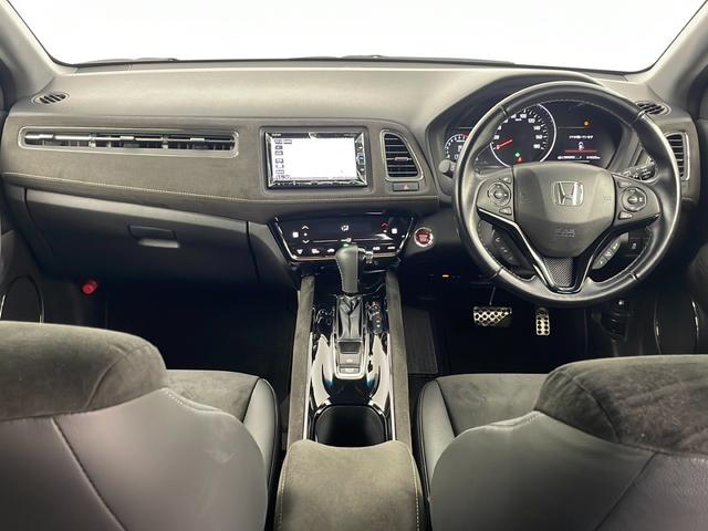 ヴェゼル ＲＳ・ホンダセンシング　純正ナビ（ＣＤ・ＤＶＤ・ラジオ・ワンセグ・ＵＳＢ・Ｂｌｕｅｔｏｏｔｈ）バックカメラ　ビルトインＥＴＣ　アダプティブクルーズコントロール　前席シートヒーター　パドルシフト　ステアリングリモコン　衝突軽減（7枚目）