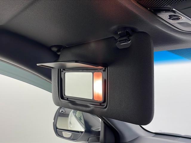 ヴェゼル ＲＳ・ホンダセンシング　純正ナビ（ＣＤ・ＤＶＤ・ラジオ・ワンセグ・ＵＳＢ・Ｂｌｕｅｔｏｏｔｈ）バックカメラ　ビルトインＥＴＣ　アダプティブクルーズコントロール　前席シートヒーター　パドルシフト　ステアリングリモコン　衝突軽減（24枚目）