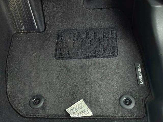 ヴェゼル ＲＳ・ホンダセンシング　純正ナビ（ＣＤ・ＤＶＤ・ラジオ・ワンセグ・ＵＳＢ・Ｂｌｕｅｔｏｏｔｈ）バックカメラ　ビルトインＥＴＣ　アダプティブクルーズコントロール　前席シートヒーター　パドルシフト　ステアリングリモコン　衝突軽減（33枚目）